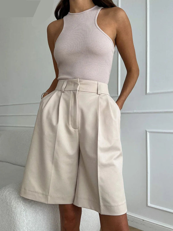 Pantaloncini estivi a pieghe