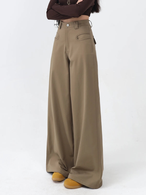 Pantaloni kaki a gamba larga